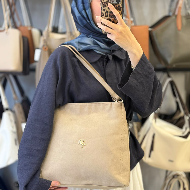 Nas Bag Süet Dokulu Şık & Geniş Omuz Çantası | Zamansız Tasarım Ve Fonksiyonel Kullanım - 1394 - 4