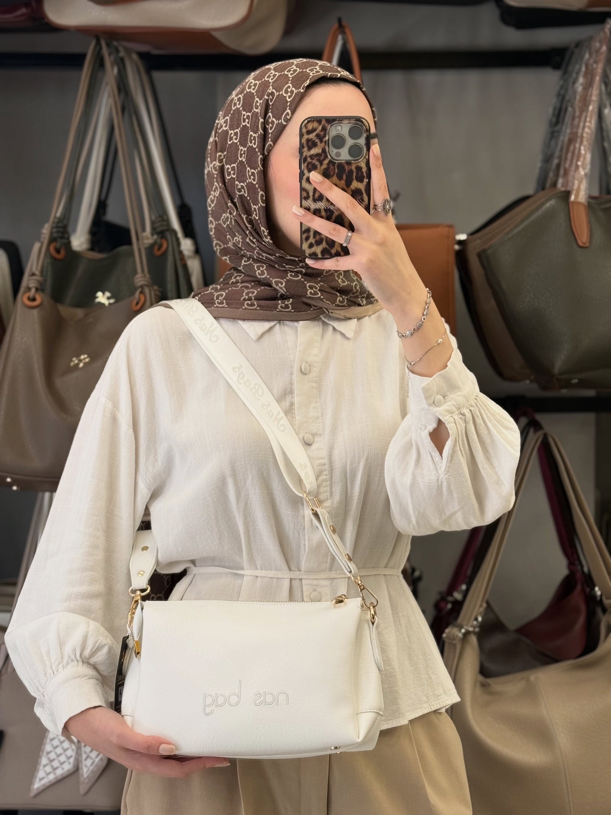 Nas Bag Üç Bölmeli Yumuşak Dokulu Ayarlanabilir Geniş Askılı Kadın Çapraz Omuz Çantası - 1427