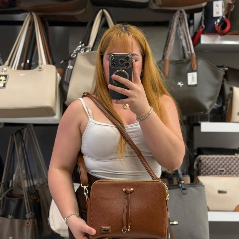 Nas Bag Püskül Detaylı Yumuşak Deri Kadın Çantası - 461