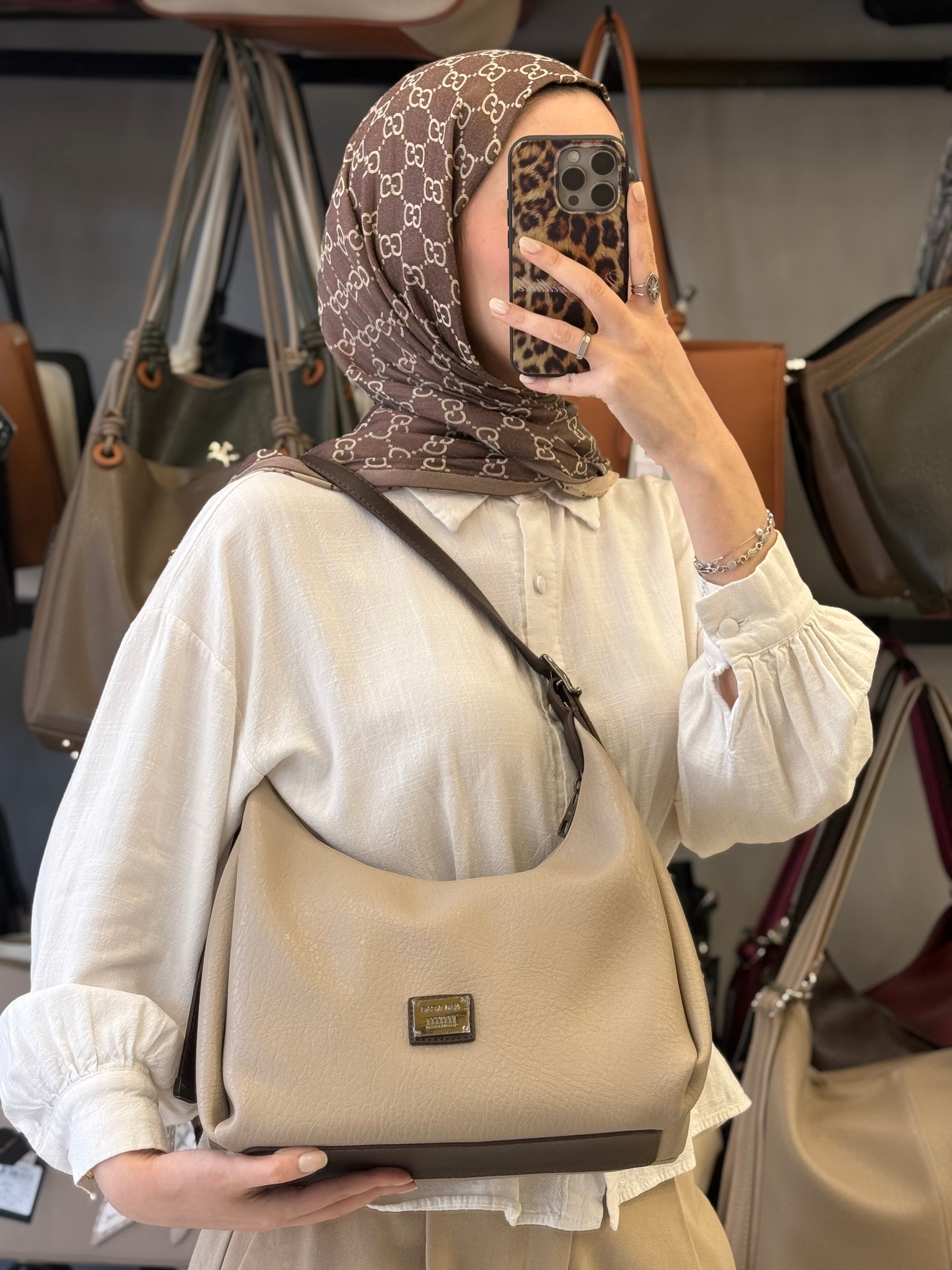 Nas Bag Kum Kahve Ayarlanabilir Askılı Yumuşak Deri Kadın Hobo Omuz Çantası - 1525
