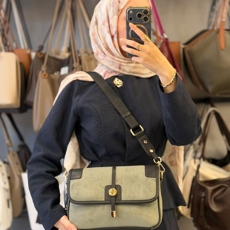 Silver & Polo Kapaklı & Kilit Detaylı Postacı Omuz Çantası - SP1182
