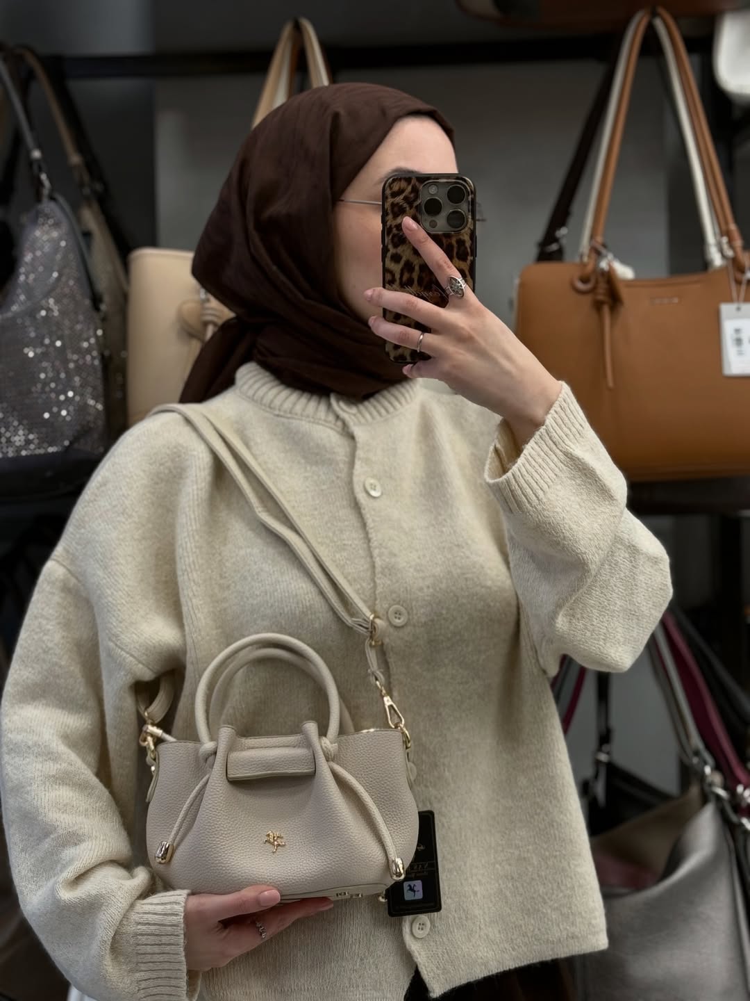 Nas Bag Kadın Mini Büzgülü Şık Krem Çapraz Çanta - 1542