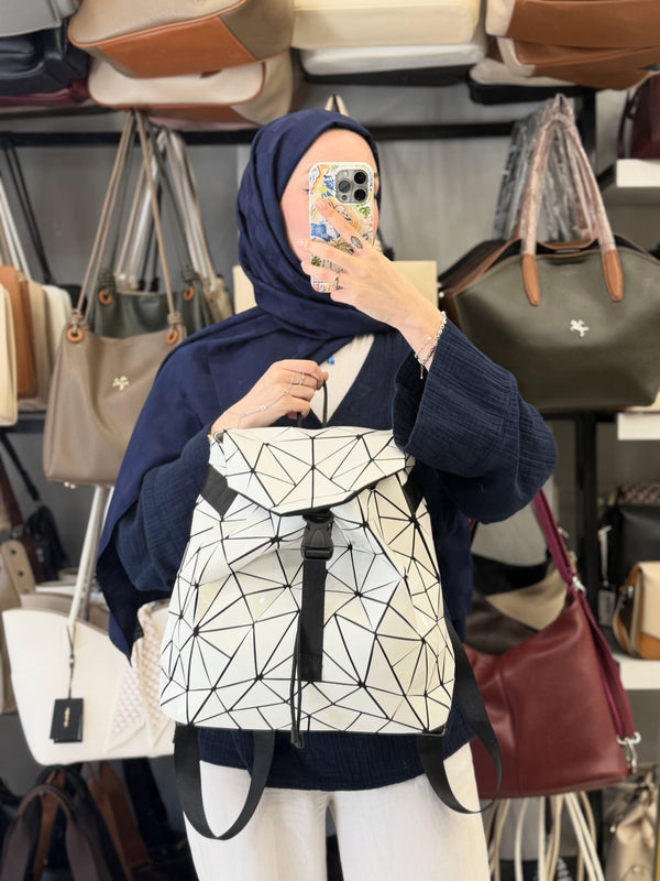 Nas Bag Beyaz Geometrik Panelli Reflektörlü Kadın Sırt Çantası - ns26040